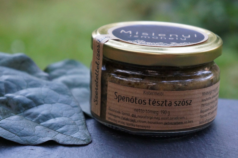 Spenótos tésztaszósz