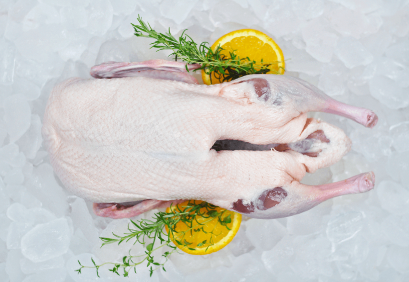Pecsenyekacsa egész 1500g