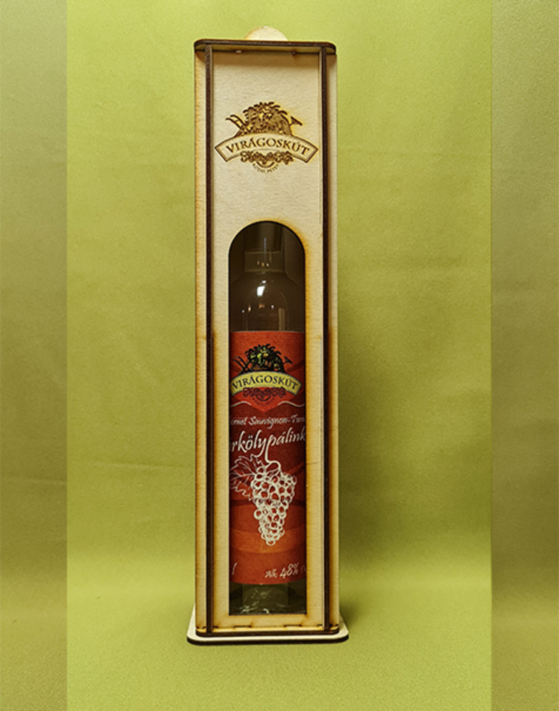 Cabernet Sauvignon-Turán törkölypálinka 500ml 48%, díszdobozban