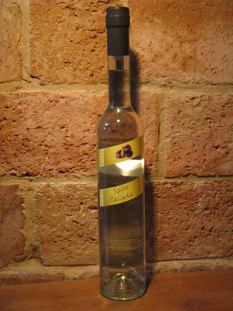 Szilva pálinka